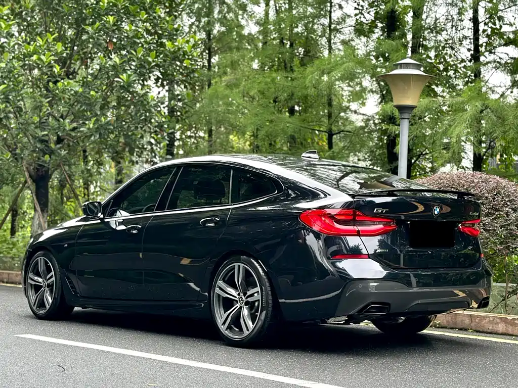 BMW 6 Series GT 640 i xDrive M Sport Package