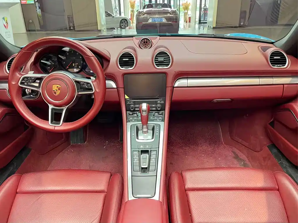 Porsche 718 Boxster 2.0 T