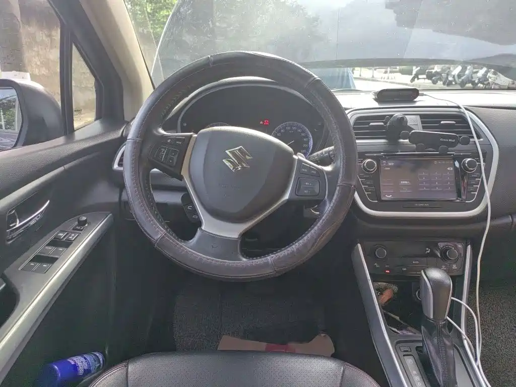 S-Cross 1.6 L CVT 2 WD Elite