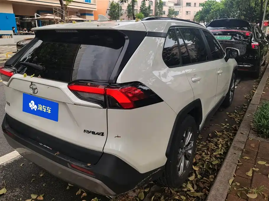 RAV4 2.0 L CVT 2 WD Style Plus