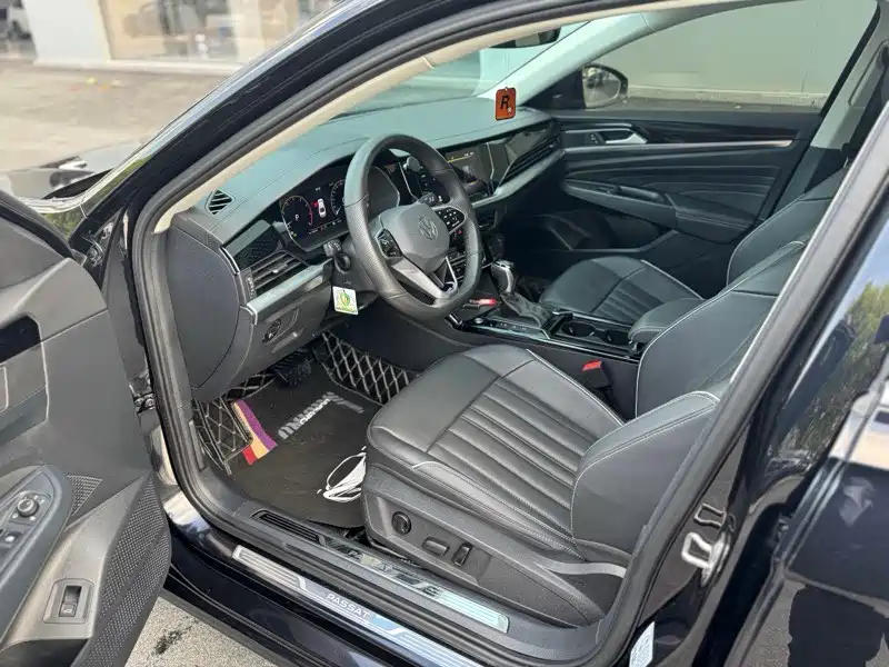 Passat 330 TSI Distinguished