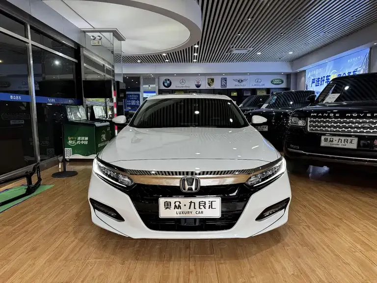 Honda Accord Sharp· Hybrid 2.0 L Sharp Leading CN-VI