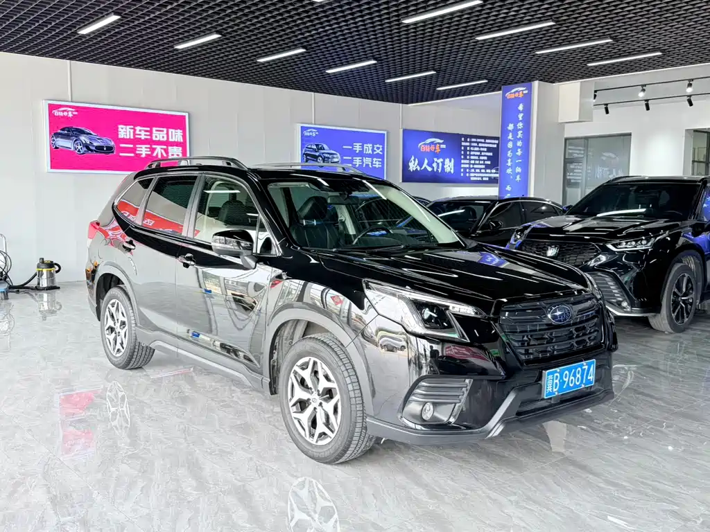 Forester 2.0 i AWD Luxury EyeSight