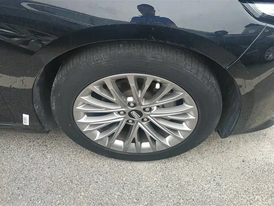 Besturn B70 3 rd Gen 1.5 T Auto Pleasure