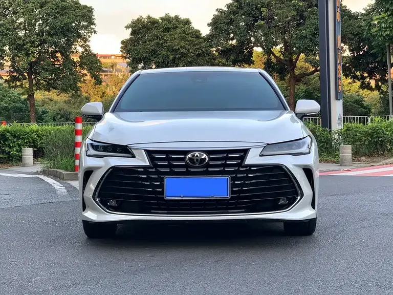 Toyota Avalon 2.0 L Select