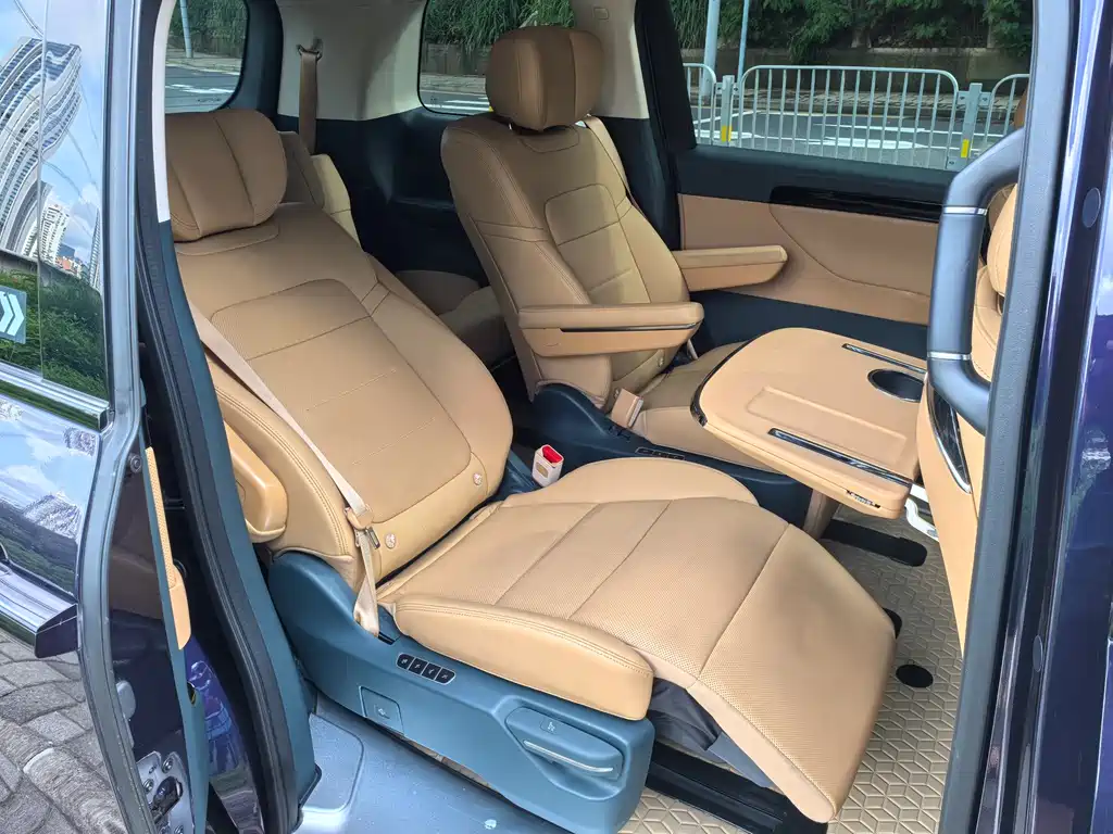 Trumpchi E8 NEV 传祺E8 PHEV 2024款 150 km MAX