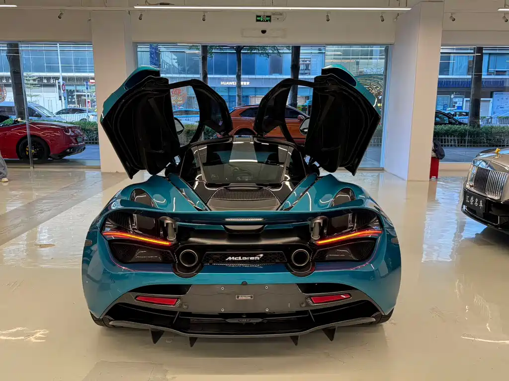 McLaren 720 S 4.0 T Coupe
