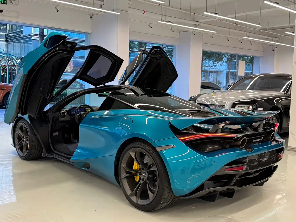 McLaren 720 S 4.0 T Coupe