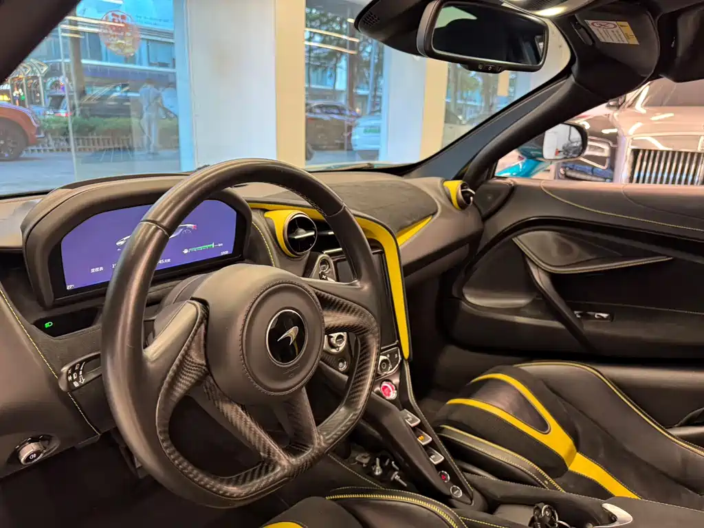 McLaren 720 S 4.0 T Coupe