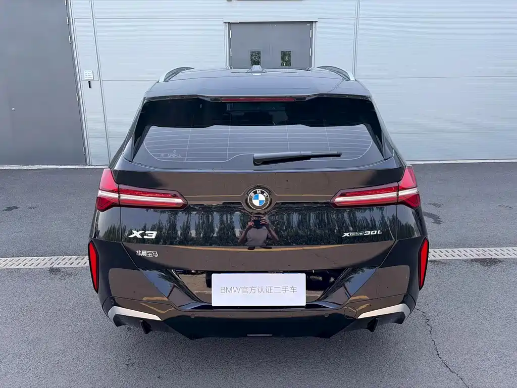 BMW X3 xDrive30 L Premium M Sport Package