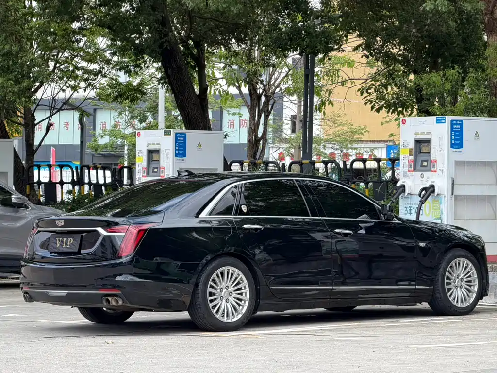 Cadillac CT6 28 T Luxury