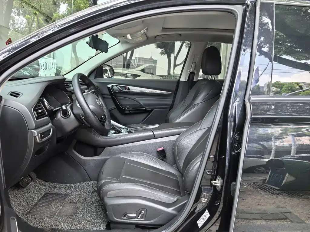 Dongfeng Fengshen AX7 东风风神AX7 2020款 1.6 T 自动AI先锋型 国VI