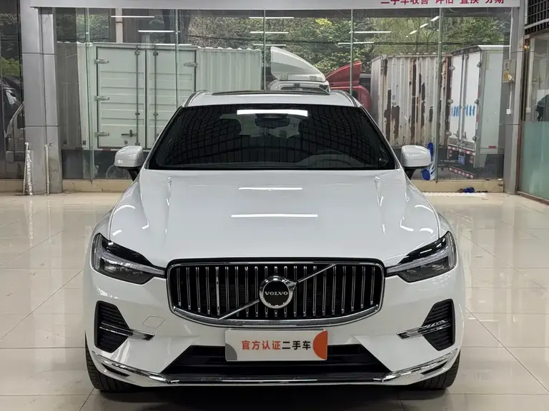 Volvo XC60 B5 4 WD Smart Vision Luxury