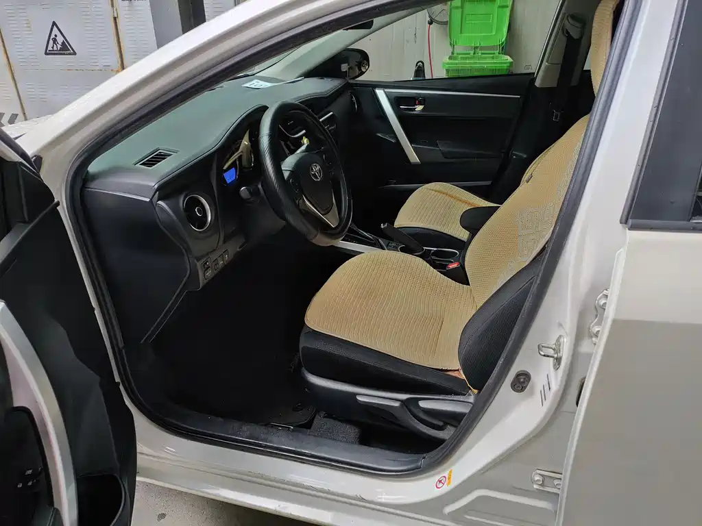 Levin Facelift 185 T CVT Elite CN-V