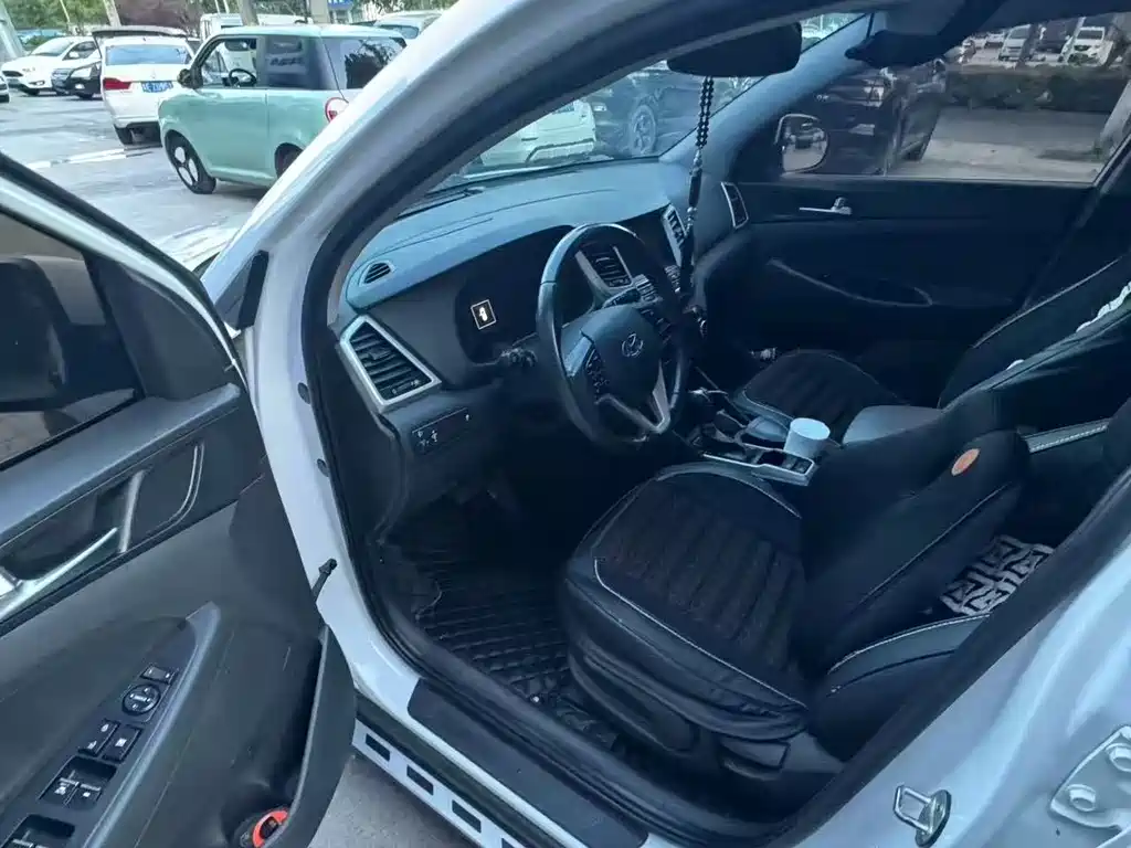 Tucson 1.6 T DCT 2 WD Intelligent