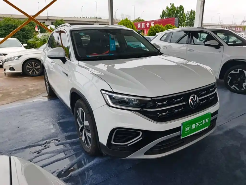 Tayron 300 TSI 2 WD Luxury Plus Advanced