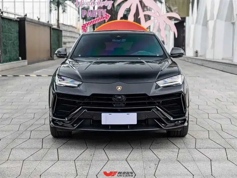 Lamborghini Urus 4.0 T V8 Performante