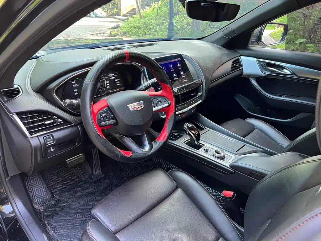 Cadillac CT5 Facelift 28 T Leading Sport