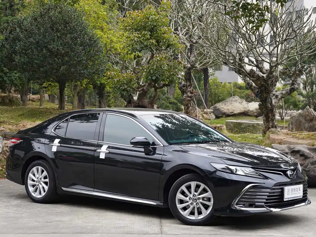 Camry 2.0 G Luxury
