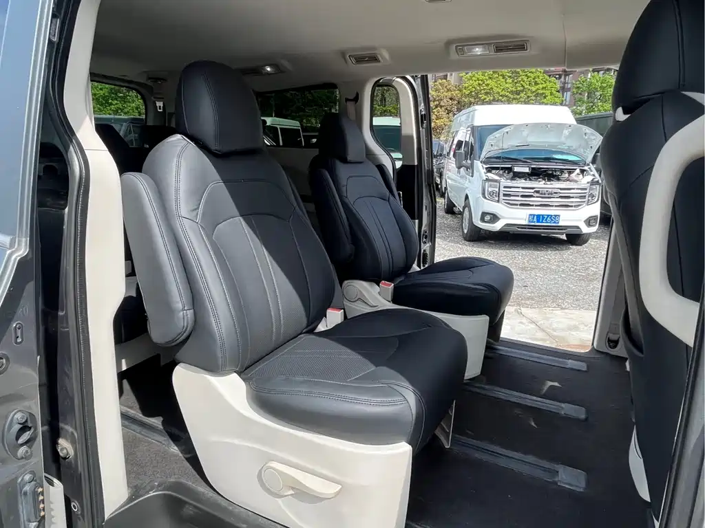 Maxus G10 大通G10 2014款 2.0 T 手动精英版