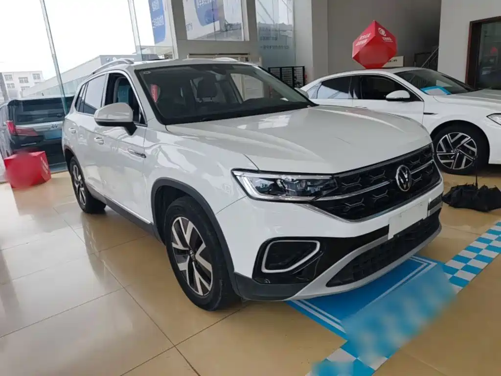 Tayron 300 TSI 2 WD Luxury Plus Advanced