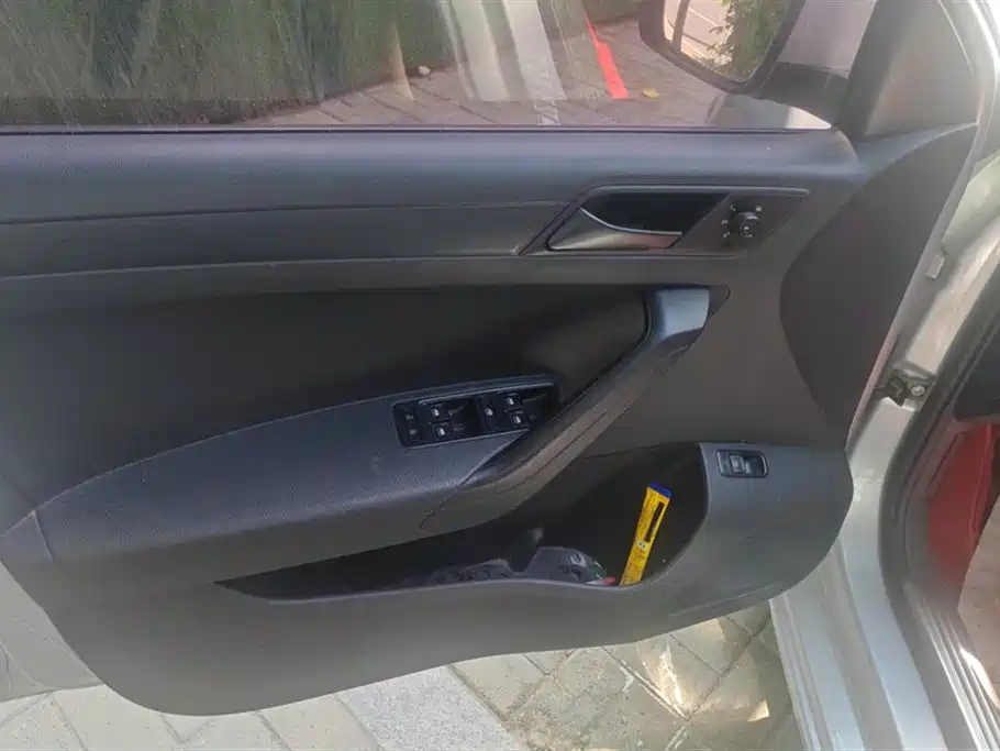 Jetta 1.4 L Manual Fashion