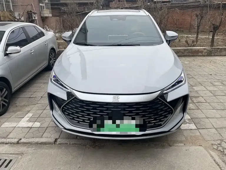BYD Tang NEV DM-i Glory 112 KM Flagship
