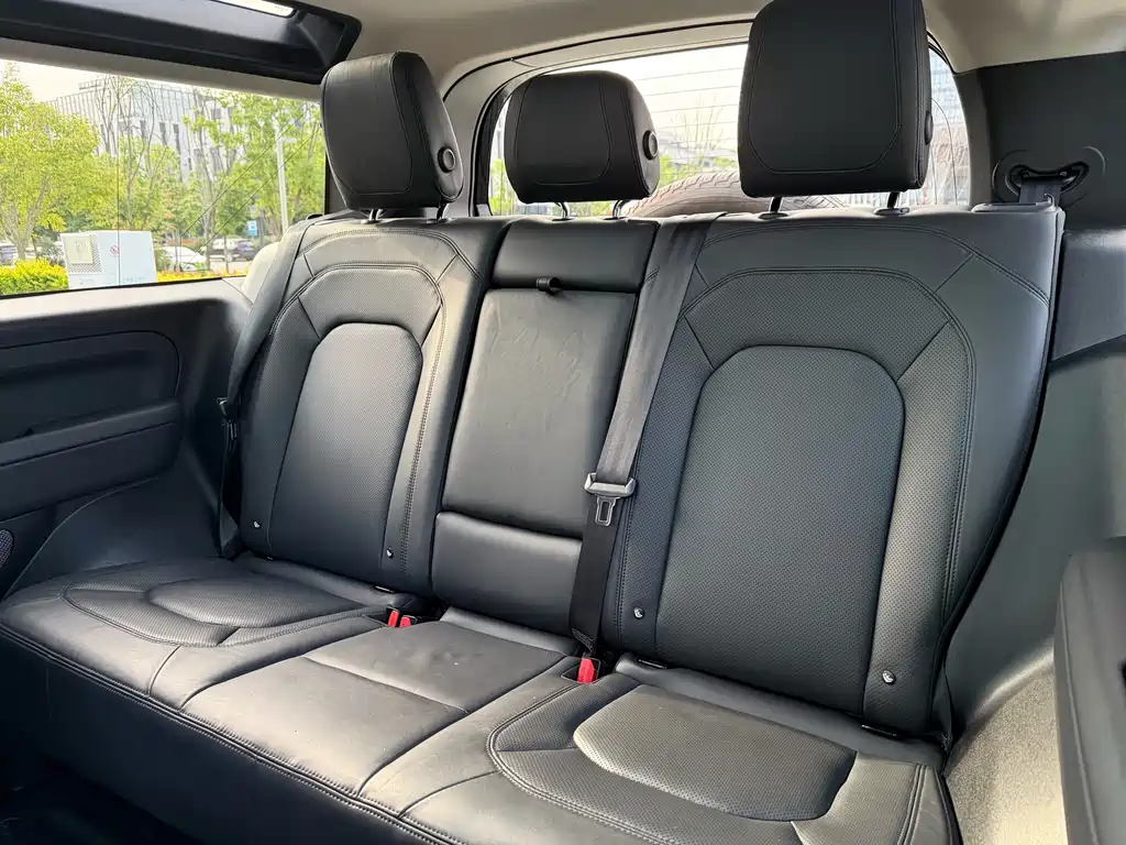Land Rover Defender Facelift 90 3.0 T P400 XS