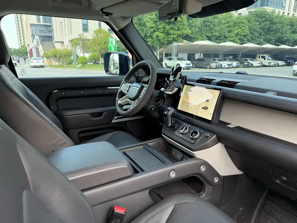 Land Rover Defender Facelift 90 3.0 T P400 XS