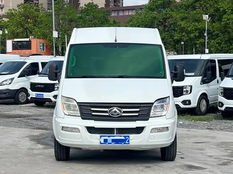 Maxus Xintu V80 2.0 T Manual Classic Aoyuntong LWB Mid Roof 6 7 8 9-seat