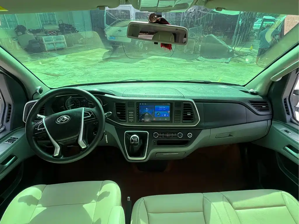 Xintu V80 2.0 T Manual Classic Aoyuntong LWB Mid Roof 6 7 8 9-seat