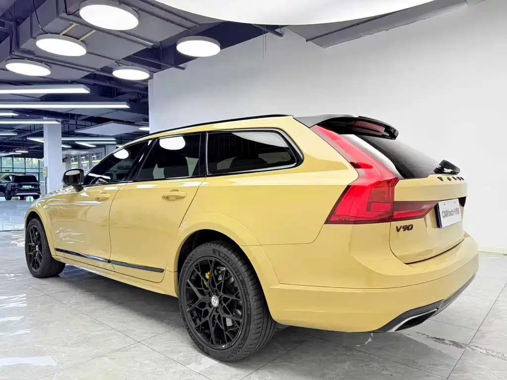 Volvo V90 Cross Country T5 AWD Smart Vision CN-V