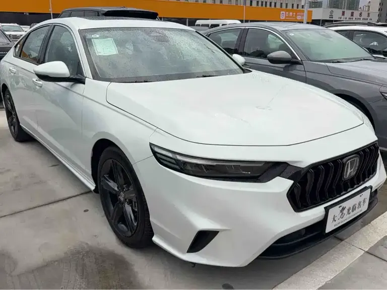 Honda Inspire 260 TURBO Elite