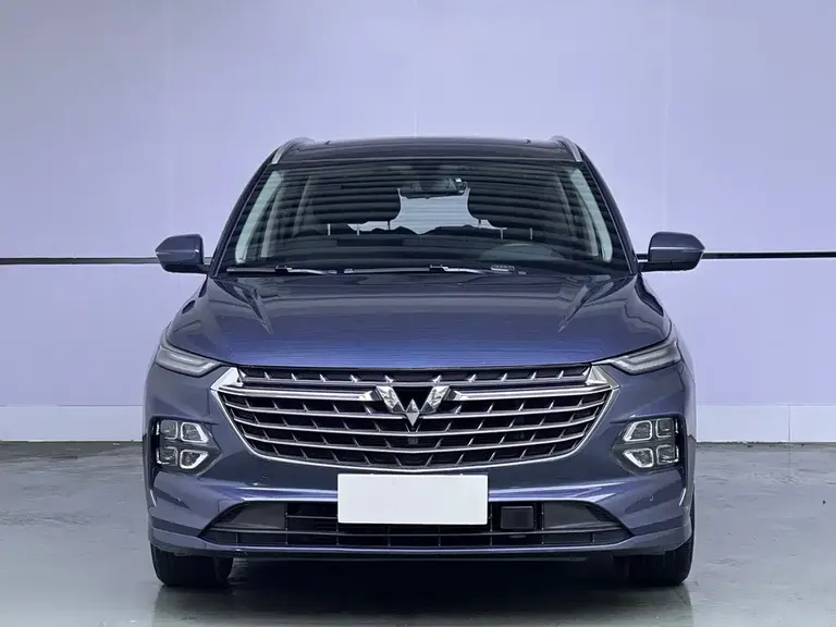 Wuling Victory 1.5 T CVT Flagship