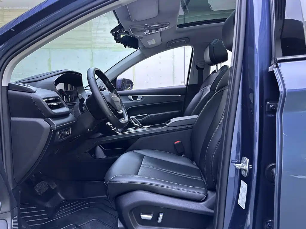 Wuling Victory 1.5 T CVT Flagship