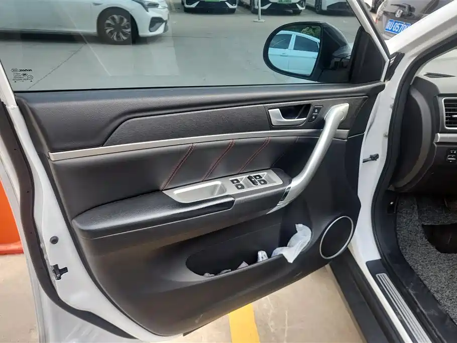 Haval H6 Red Label Sport 1.5 T Auto 2 WD Luxury