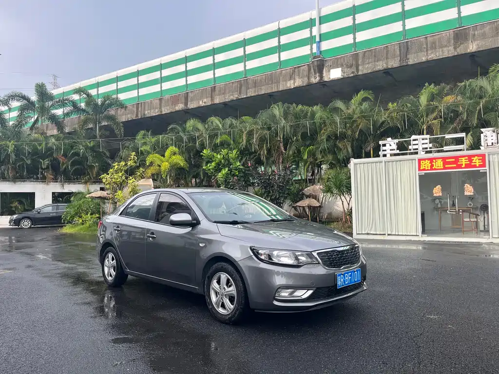 Forte 1.6 L AT GL