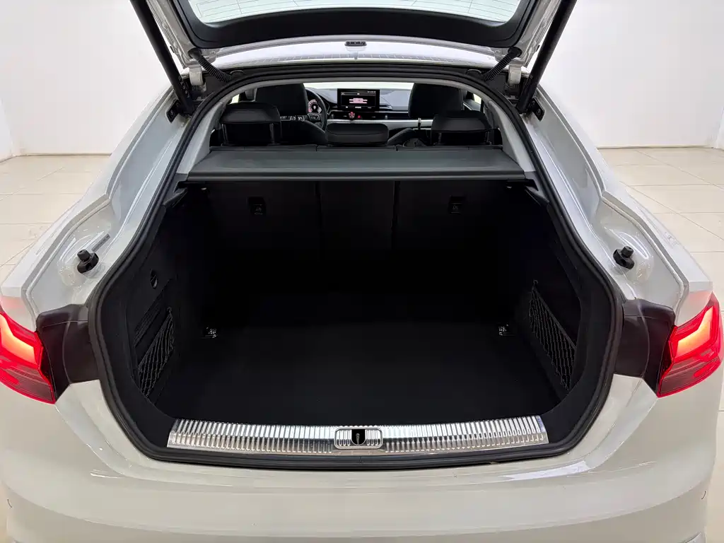 Audi A5 (Import) Sportback 40 TFSI Fashion Dynamic