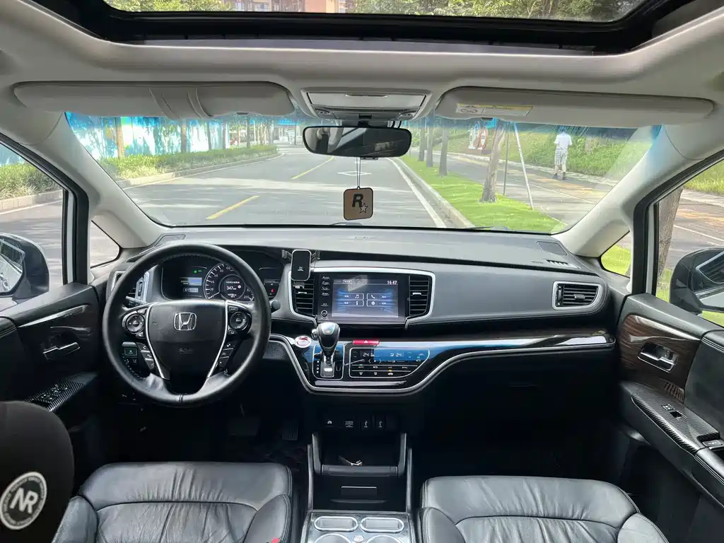 Odyssey 2.0 L Sharp· Smart Enjoyment