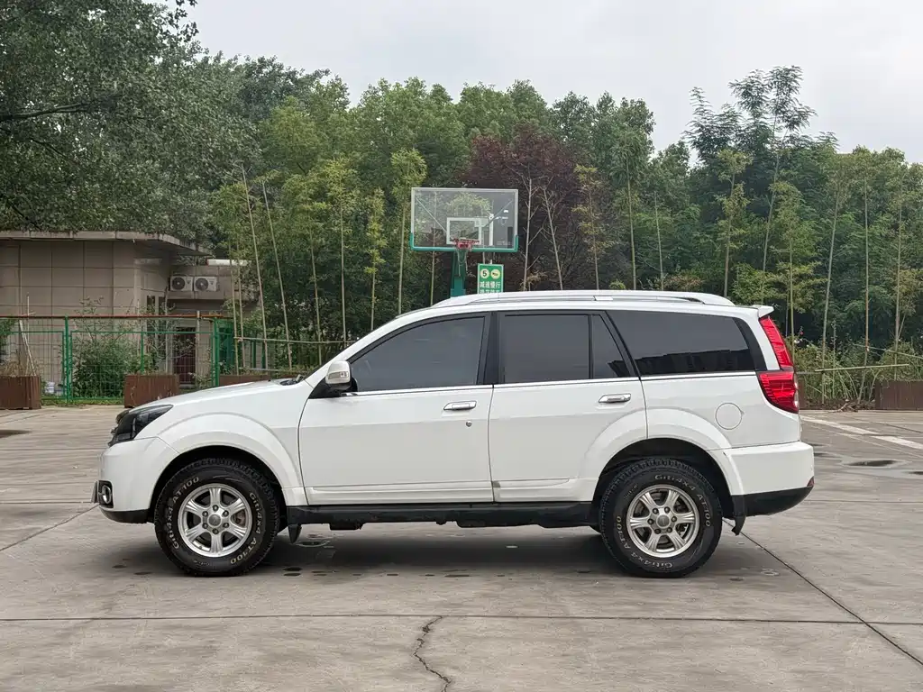Haval H5 Classic 2.0 T Manual 4 WD Distinguished