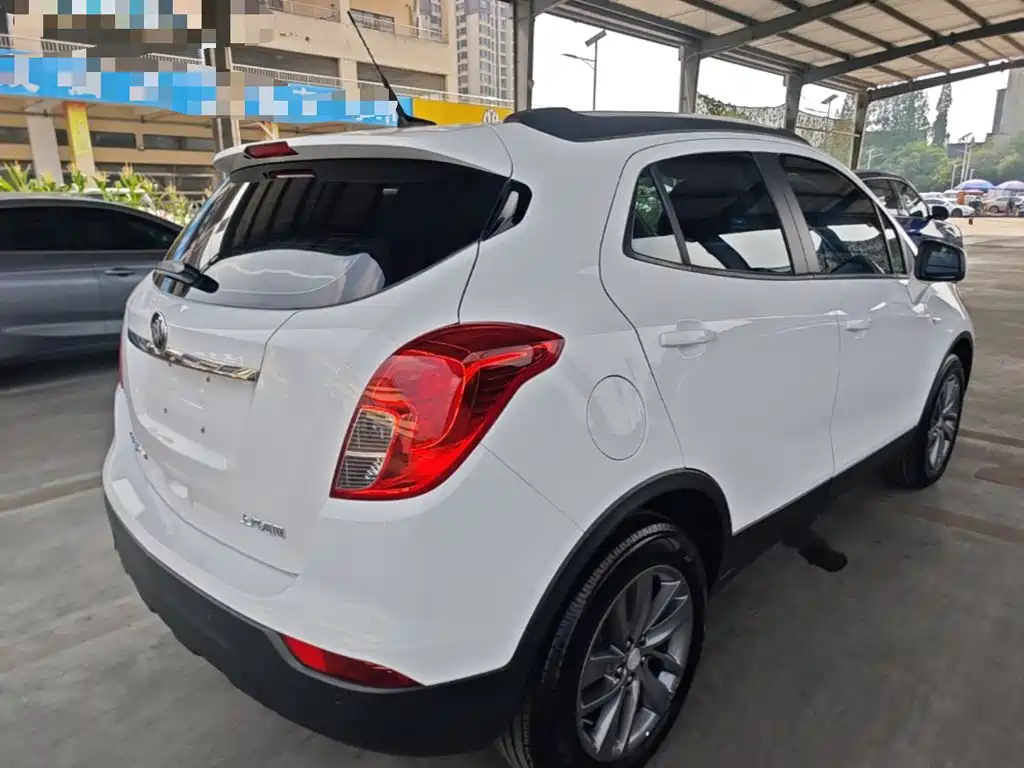 Encore 18 T Auto 2 WD Urban Leading