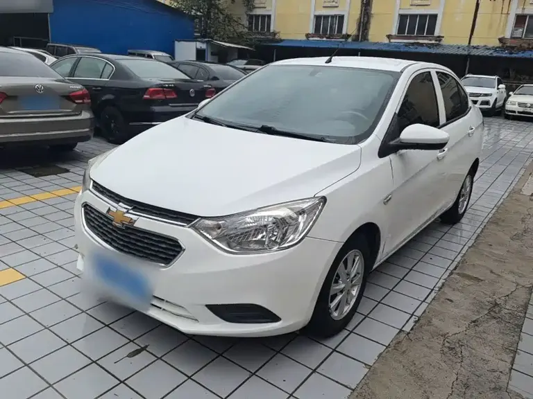 Chevrolet Sail Sail 3 1.3 L AMT Ideal