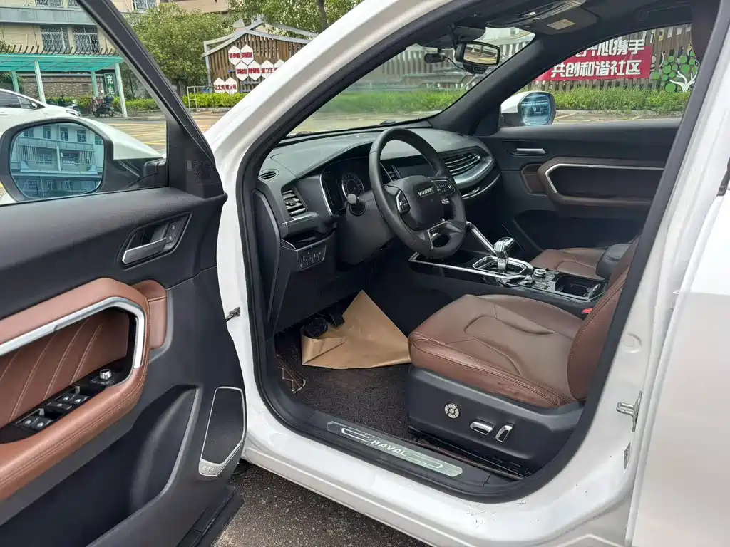 Haval H6 Red Label 2.0 T Auto 2 WD Smart Style