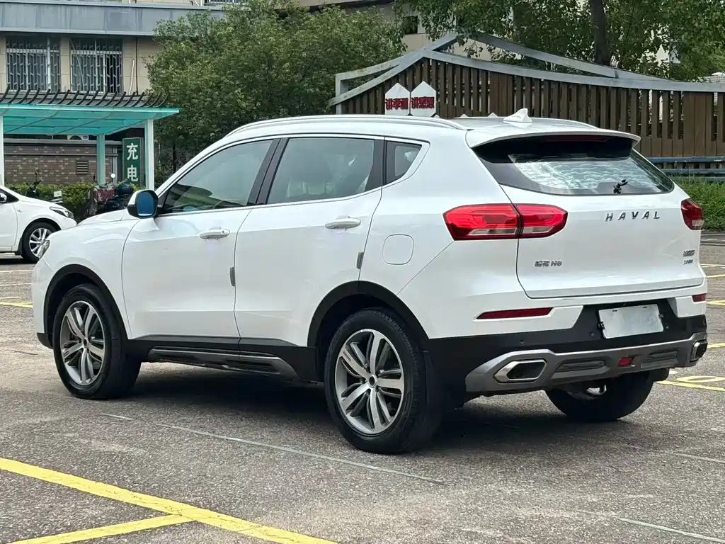 Haval H6 Red Label 2.0 T Auto 2 WD Smart Style