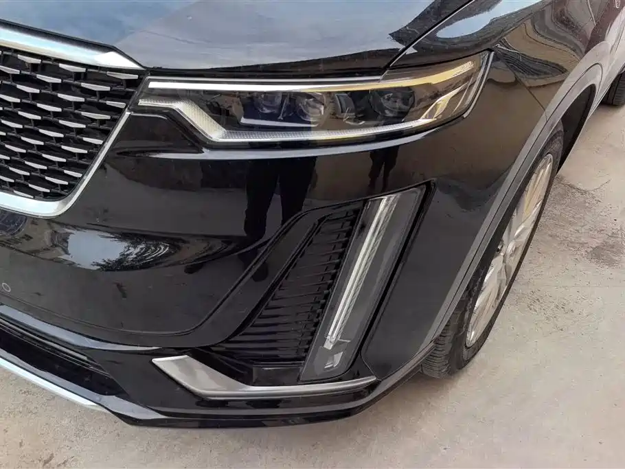 Cadillac XT6 2.0 T 6-seat 4 WD Luxury