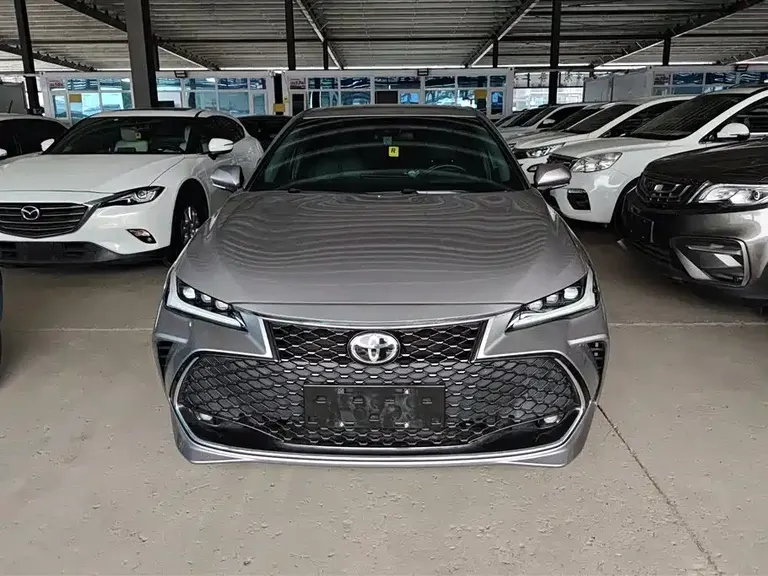 Toyota Avalon 2.5 L Luxury