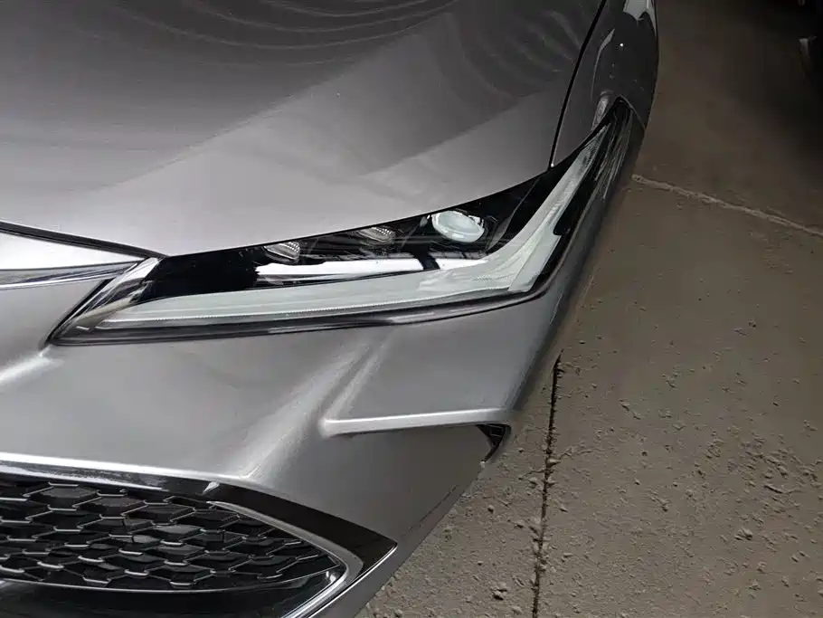 Avalon 2.5 L Luxury