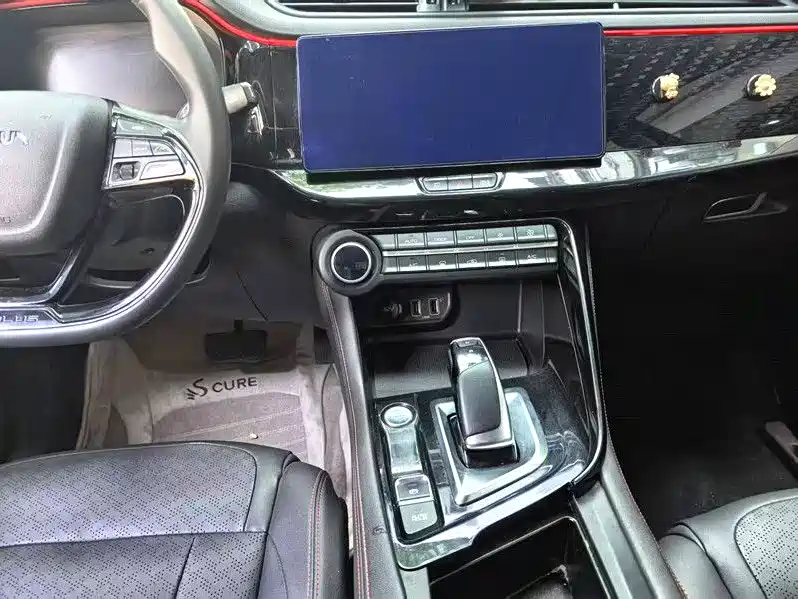 Dongfeng Fengshen AX7 Mach 1.5 T DCT DF31
