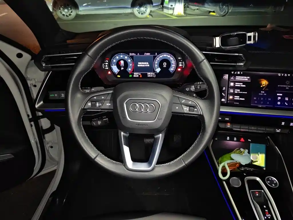Audi A3 Sportback 35 TFSI Flying Spur Premium