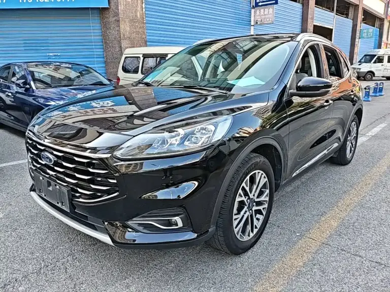 Ford Escape EcoBoost 245 4 WD Shine Enjoyment